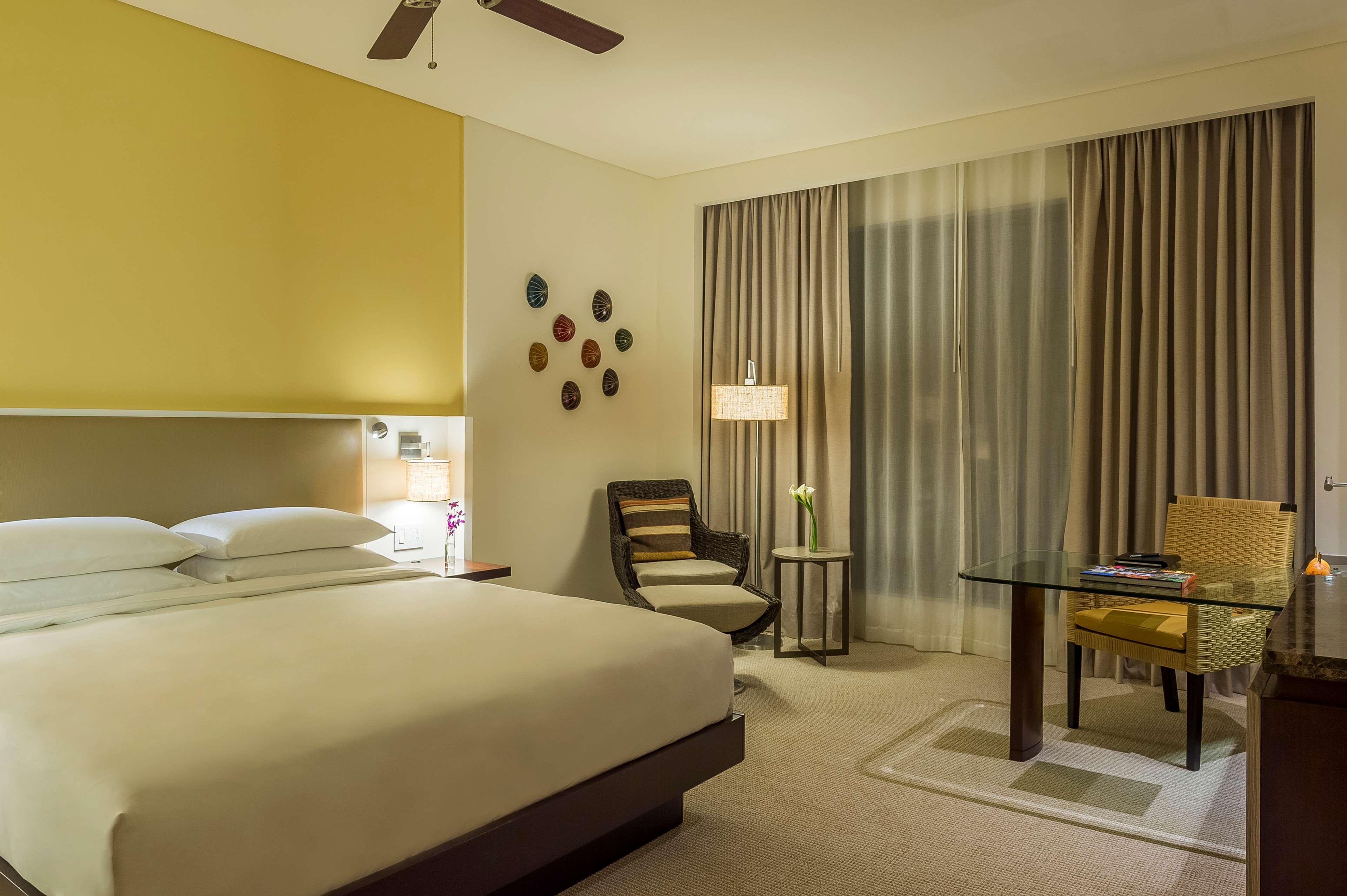 حياة ريجنسي كارتاجينا Cartagena المظهر الخارجي الصورة A guest room at the hotel